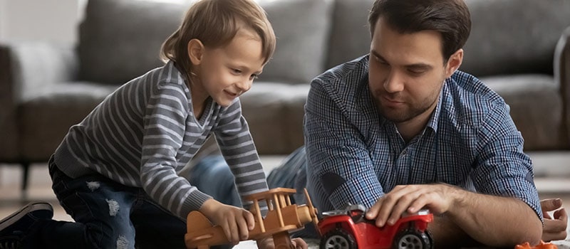 Padre tiene custodia compartida del hijo